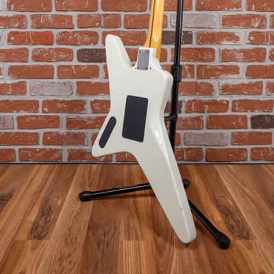 Kramer USA Voyager Imperial White 1983 w/Hard Shell Case image 8
