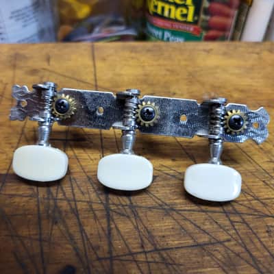 Tuners Vintage RARE 1970's 3x3 Open Back Guitar Tuners Luthier Parts image 3