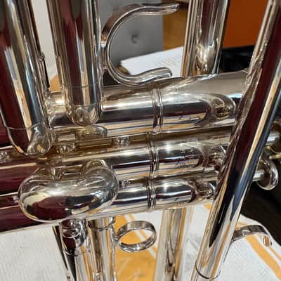 Yamaha YTR-8335LA (Gen 1) Trumpet 2010s - Silver-Plated image 4