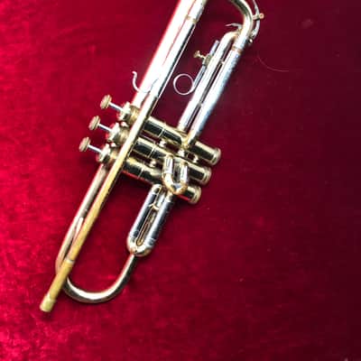 Reynolds Medalist Trumpet image 1