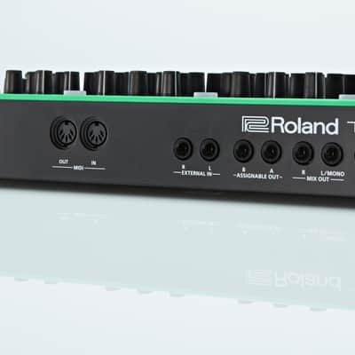 Roland TR8 Digital Drum Machine ('Rhythm Performer') w. Effects & Sidechain Compression image 4