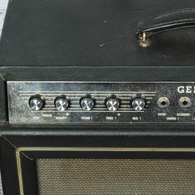Ampeg - Mid-1960's Gemini II - 1x15 30 Watt Tube Combo Amp - No Echo/Trem - x2058 - VINTAGE image 4