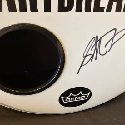 Steve Ferrone's, Tom Petty and the Heartbreakers 22" HEARTBREAKERS Logo Bass Drum Head, Autographed! image 7