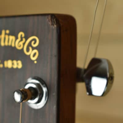 Martin OOC-16GTAE 2001 - Metallic Blue Refin image 10