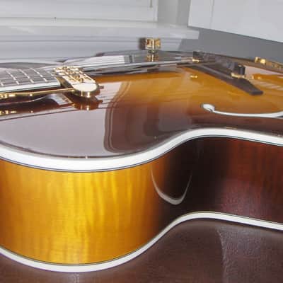 Guild 2013 Artist Award American Patriarch Electric Archtop Guitar with cutaway image 8