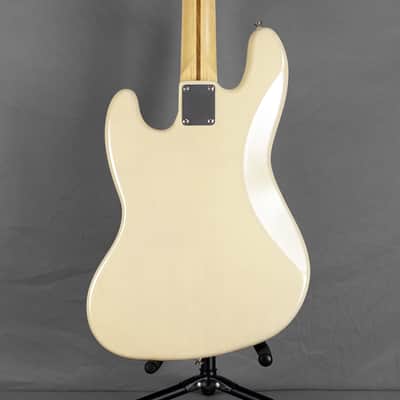 2005 Fender Highway One Jazz Bass Honey Blonde American USA with Hardshell Case image 2
