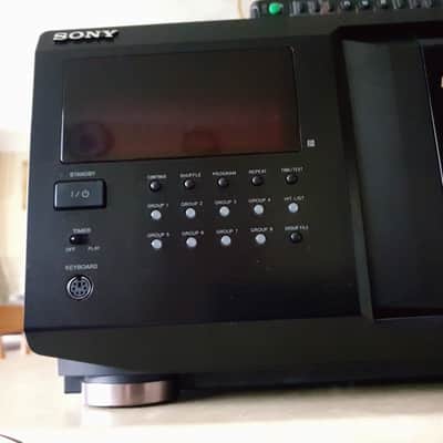 Sony CDP-CX355 2004-10 - Black image 4