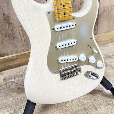 Fender Custom Shop Limited Edition '55 Dual-Mag Stratocaster 2019 Ash Body Trans White Relic image 6