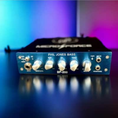 Phil Jones BP-200 200-Watt Compact Bass Amp Head; A bass amp that will fit in your gig bag! The Phil Jones BP-200 amplifier offers 200 watts RMS of power while weighing only 2.5lbs. image 4