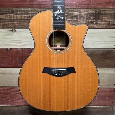 Taylor 914ce with ES1 Electronics 2010 - Natural image 1