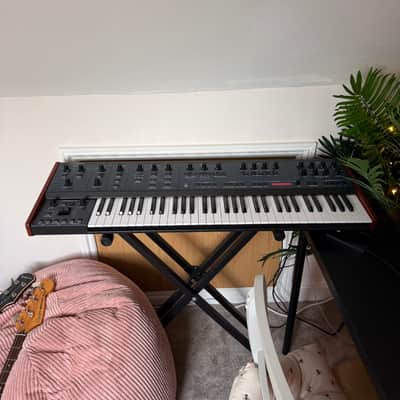 Behringer UB-Xa 16-Voice 61-Key Synthesizer 2023 - Present - Blue with Wood Sides image 2
