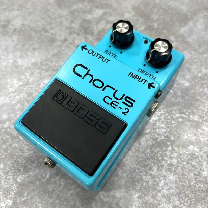Boss CE-2