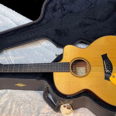 2000 Taylor 555ce - 12-String - Professional Set Up - Original Hardshell Case - 5.5lbs - Authorized Dealer - Amazing Player! image 12
