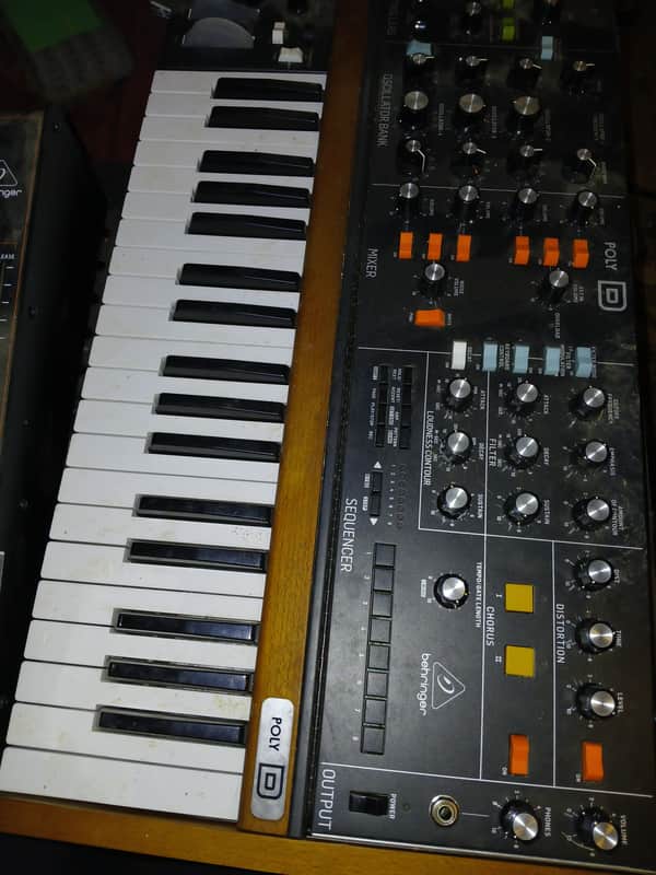 Behringer Poly D 4-Voice Polyphonic Synthesizer | Reverb