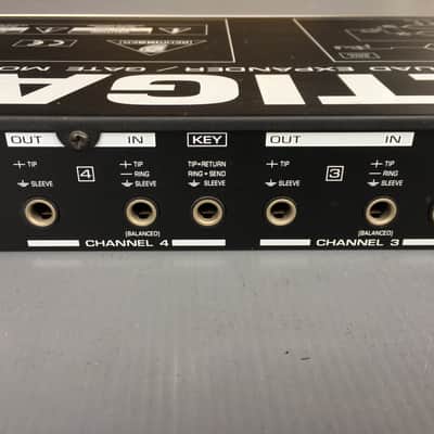Behringer MULTIGATE XR1400 SILVER image 10