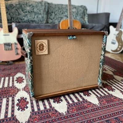 Heavy Seas 1x12 guitar cab Custom - Blackthorns / Golden Oak image 4