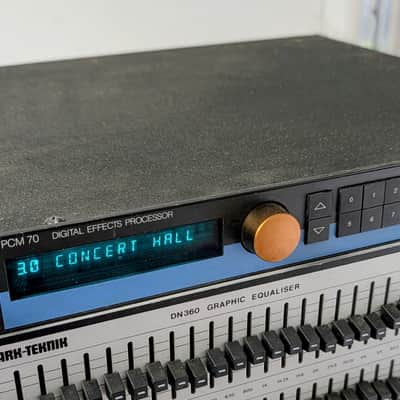 Lexicon PCM 70 V2.0 Digital Effects Processor 1980s image 2