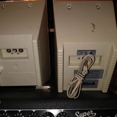 TEAC Power Max 160/2 Powered Speakers 1980's - Cream image 3