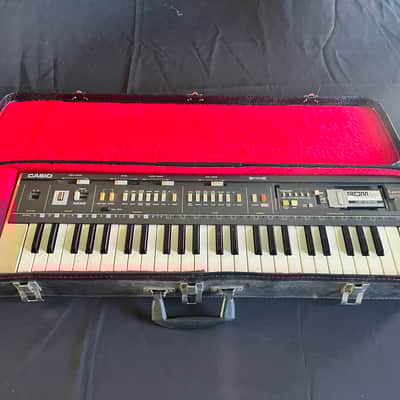 Casio MT-800 Casiotone 49-Key Synthesizer 1980s - White / Black