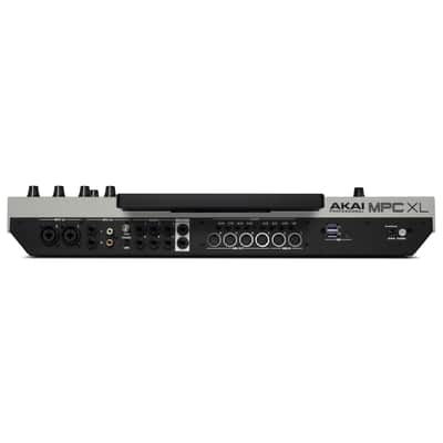 AKAI Professional MPC XL - drum machine image 9