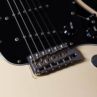 Fender Japan AST-M Aerodyne Stratocaster  - Vintage White - VERY GOOD condition image 6