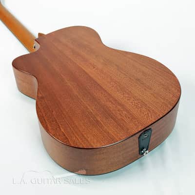 Martin 000C Jr E Acoustic Bass Sunburst @ LA Guitar Sales 2025 Model image 4