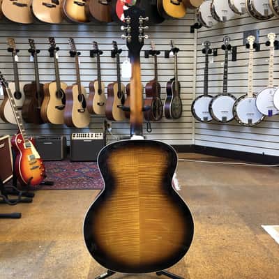 Guild F-250E Deluxe Sitka Spruce/Flamed Maple Jumbo Acoustic-Electric image 6