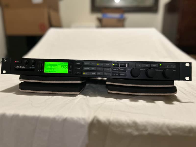TC Electronic FireworX Multi-Effects Processor — Excellent (Near Mint)