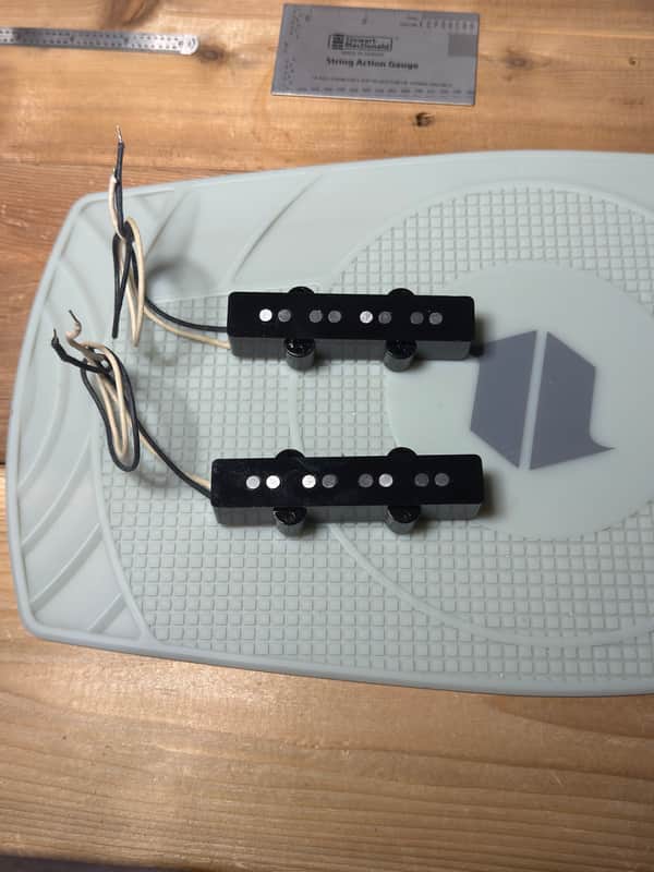 Tom Brantley Rewinds Geddy Lee Jazz Bass Pickup Set – 7.55k / 7.93k – Excellent image 1