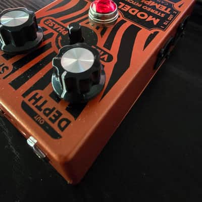 Templo Devices Model 66 Phaser/Vibrato - great phasing and vibrato-ing sounds! image 14