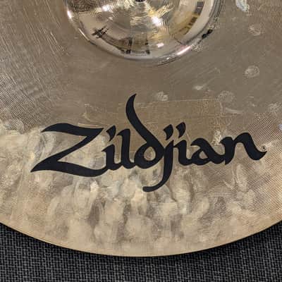 Zildjian 18" A Custom Crash Cymbal 1991 - Present - Brilliant image 7