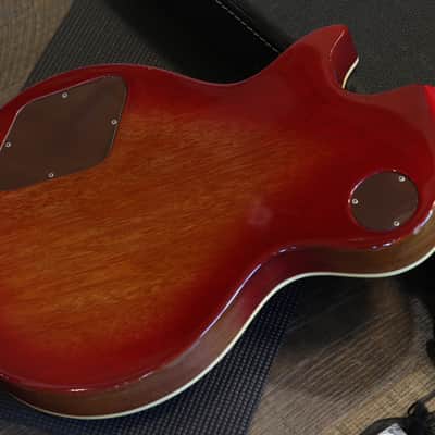 1981 Gibson Les Paul Deluxe Electric Guitar Cherry Sunburst + OHSC image 12