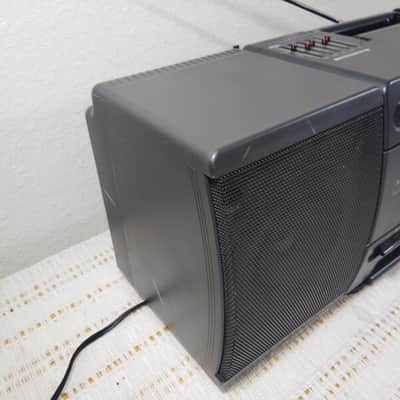 JVC PC-Y555 Dual Dubbing Tape Cassette Boombox 5 Band EQ Clean Tested Working image 4