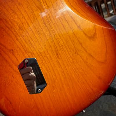 Ernie Ball Music Man Stingray 1993 - Sunburst image 10