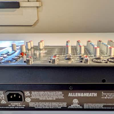 Allen & Heath ZED-10 - Excellent condition in box image 9