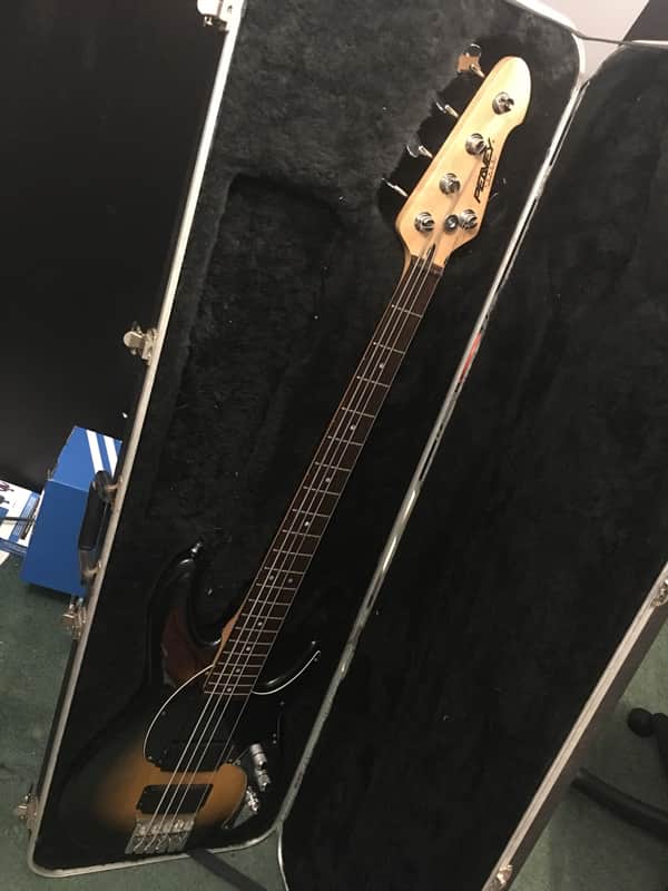 Peavey Forum 5-String Bass 1990s Sunburst Active Pickups image 1