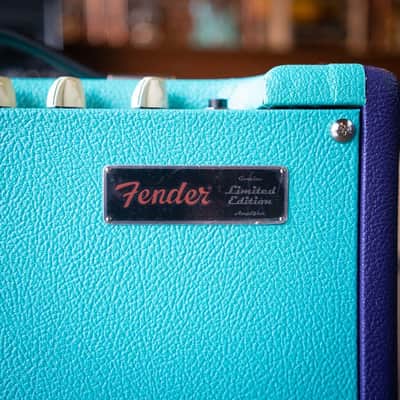 Fender Limited Edition Blues Junior IV - Two Tone Purple/Seafoam image 12