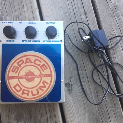 Electro-Harmonix Space Drum
