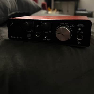 Focusrite Scarlett Solo 2nd Gen USB Audio Interface 2016 - 2018 - Red / Black image 3