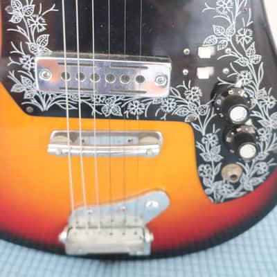 Vintage 1960s Teisco Guitar Tulip Model E-110 2 PU Clean Rare Sunburst image 14