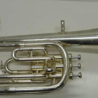 Baritono Mib Courtois Brevete en perfecto estado. image 2