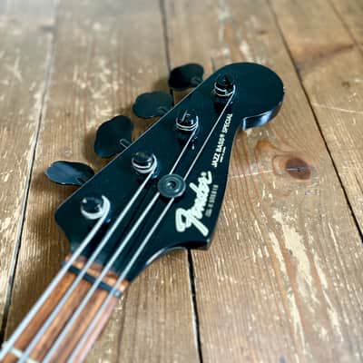 Fender • PJ-555 • Jazz Bass Special • 1985 • E-Series image 4