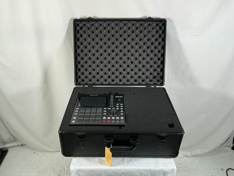 Akai MPC One Standalone MIDI Sequencer 2020s - Black image 1