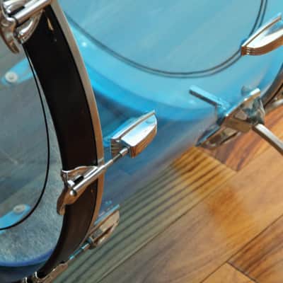Ludwig Vistalite 70s Bass drum 24x14 blue acrylic image 11
