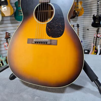 Martin 000-17 Acoustic Guitar - Whiskey Sunset w/Gig Bag & PLEK*D #767 image 2