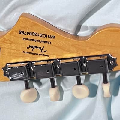 Fender Mando-Strat 4-String Electric Mandolin – 3-Color Sunburst Bild 2