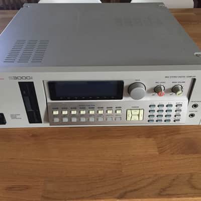 Akai CD3000XL Sampler | Reverb