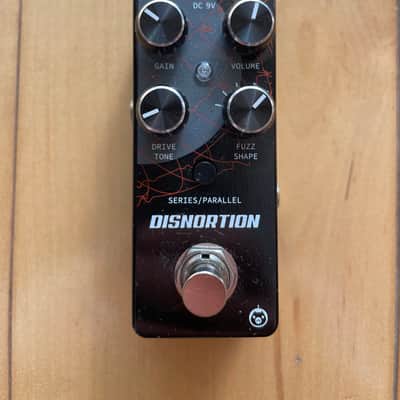 ギター PIGTRONIX DISNORTION Pigtronix Disnortion Analog Octave/Fuzz/Overdrive Pedal | Sweetwater