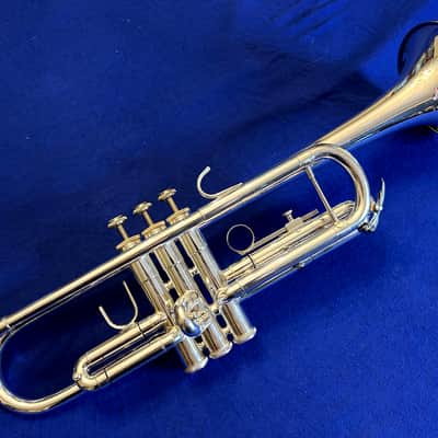 Bach TR300H2 Bb Silver Trumpet, Beautiful Condition! image 1