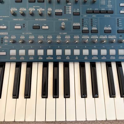 Korg MS2000 2000s - Blue image 3